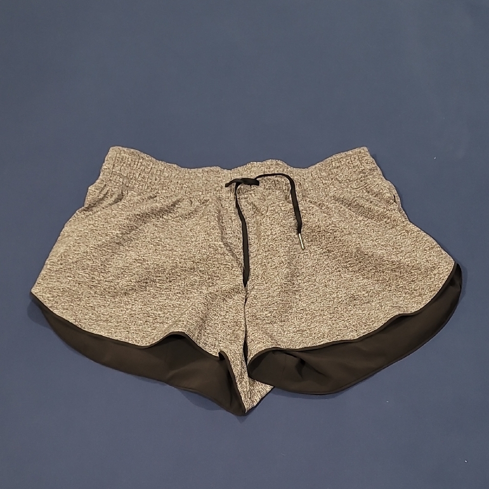 Lululemon Reversible Shorts Size 12